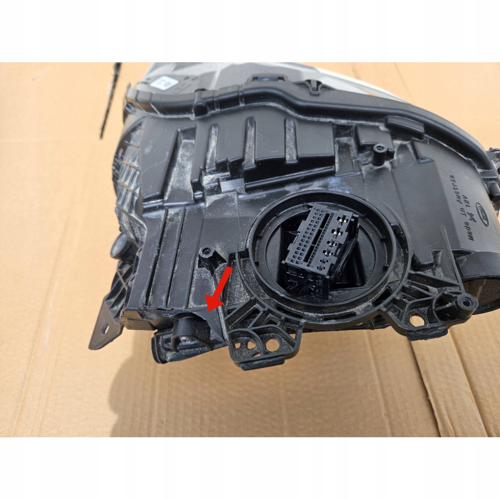 фото №9, Porsche taycan 9j1 перед сторона правая лампа передняя