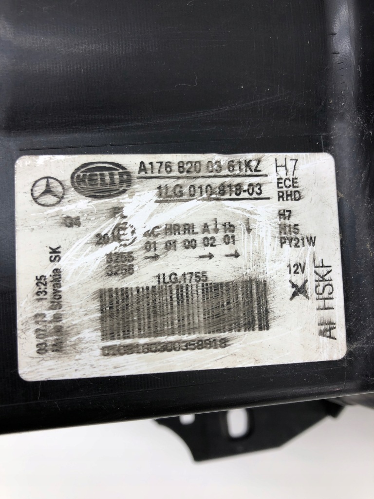 Mercedes w176 левая передняя фара комплектная англичанин  a1768200361 Оригинал