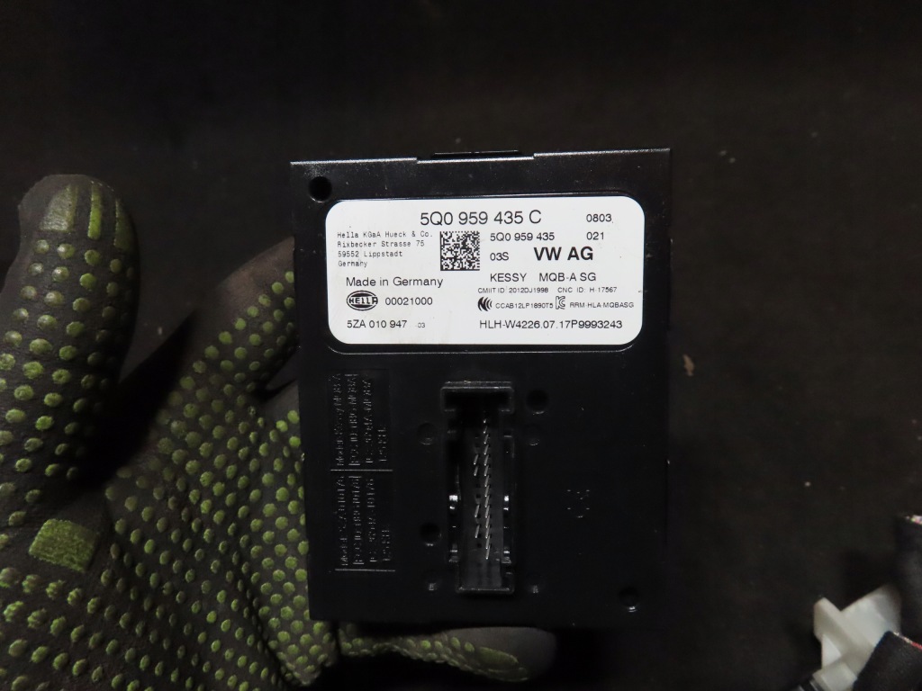 фото №1, Skoda octavia iii fl модуль kessy 5q0959435c