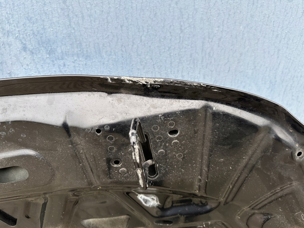 Капот volvo v40 2 Оригинал