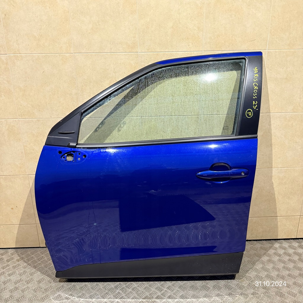 фото №1, Дверь передние левая toyota yaris cross hybrid 2023 rok