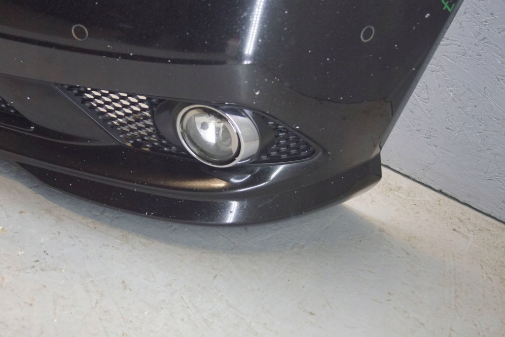 Mercedes w204 amg бампер перед pdc дорестайлинг  z1857 Оригинал