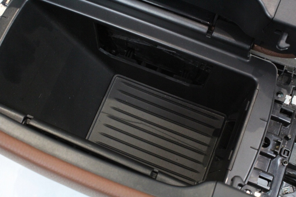 Туннель средний подлокотник terra bmw f15 x5 f16 в Украине