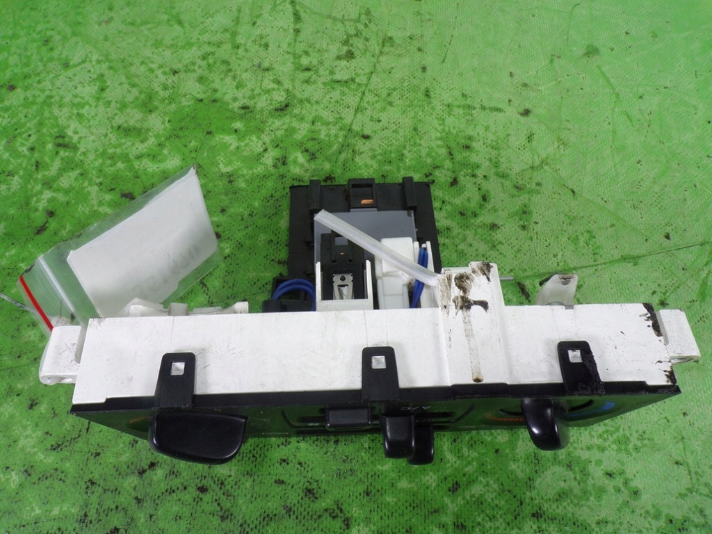 фото №7, Subaru impreza gc i панель керування обдув кондиціонера