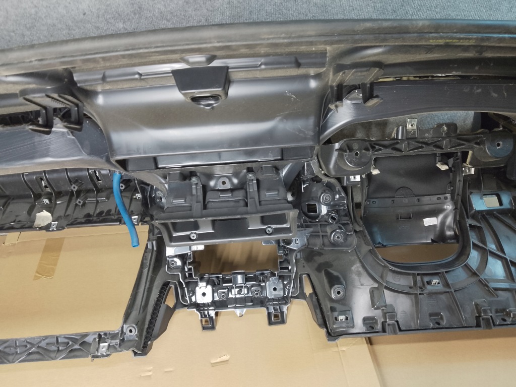 фото №11, Volvo xc40 1.5 t гібрид панель  панель приладів приладова панель приладів europa 31442543