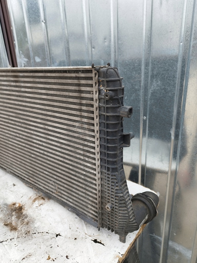 Інтеркулер audi skoda vw оригінал 1k0145803t в Україні