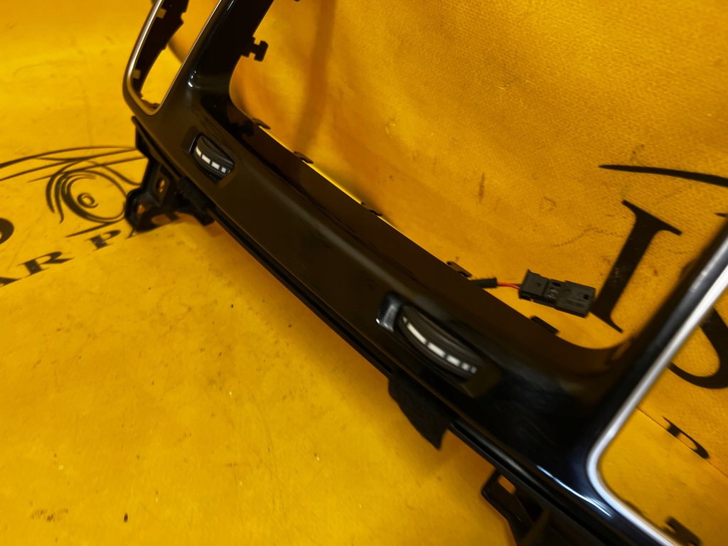 фото №14, Комплект решітка ґрати обдув середня панелі консолі mercedes gls x166