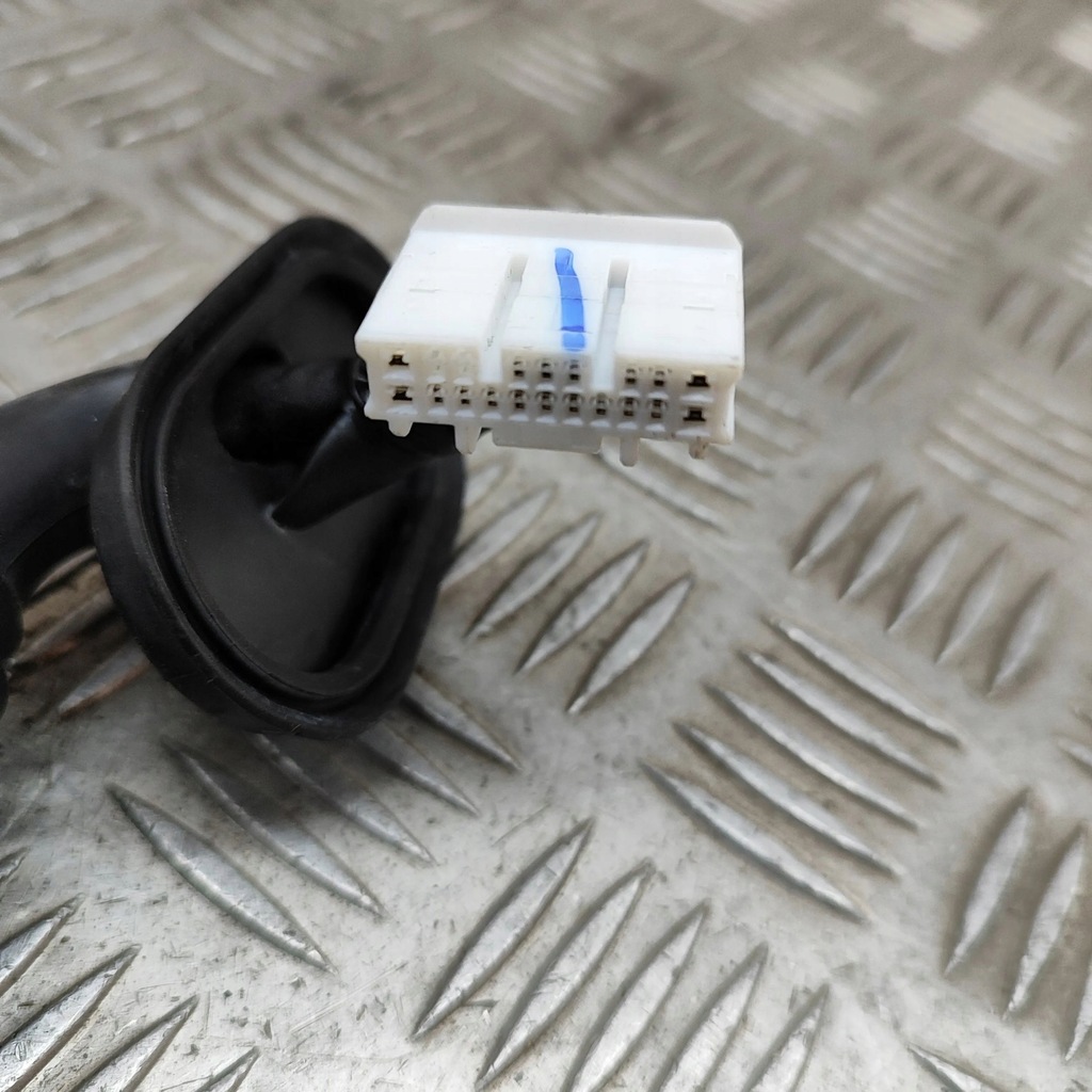 фото №5, Tesla model 3 2023 жгут трубопровод дверь задних