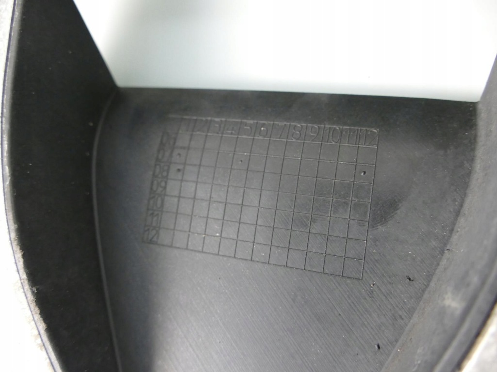 Audi a3 8p кабриолет  s-line накладка под двигатель двигателя Доставка