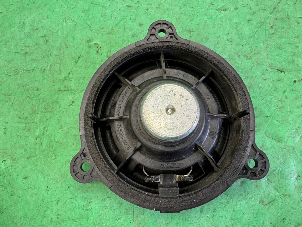 фото №5, Динамик дверь передних bose 281441076r renault megane 3 iii 08-