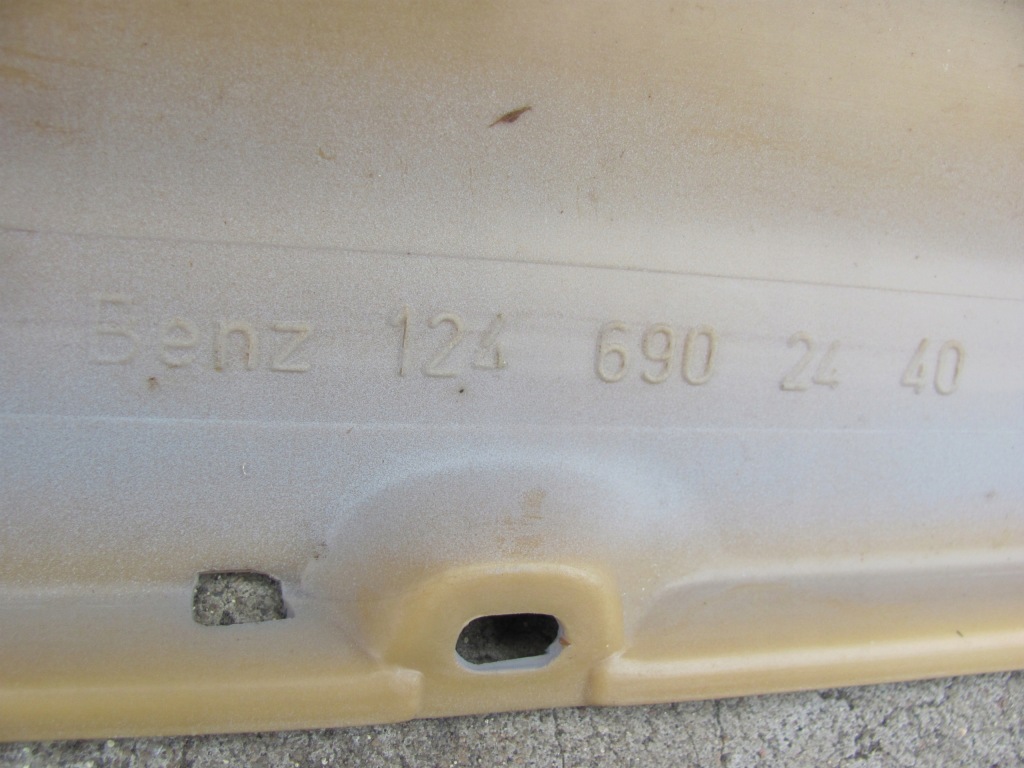 фото №9, Mercedes w124 накладка порог молдинг порог правая