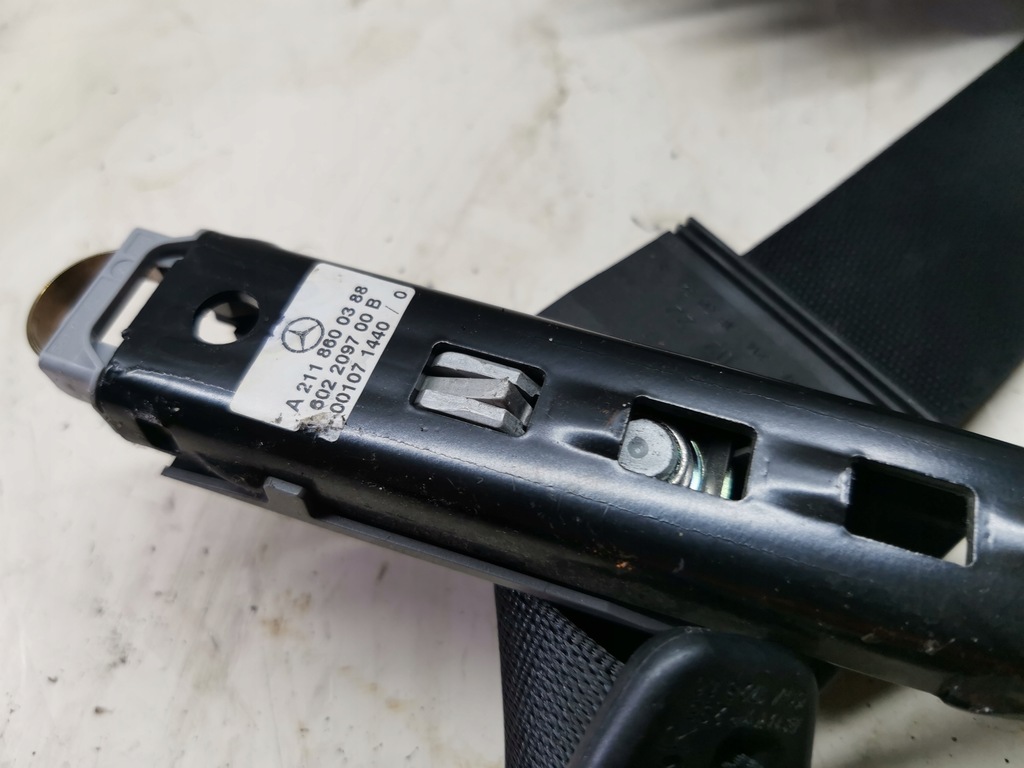 фото №8, Pas безпеки правий задня kombi mercedes w211 e klasa lift 2118601486