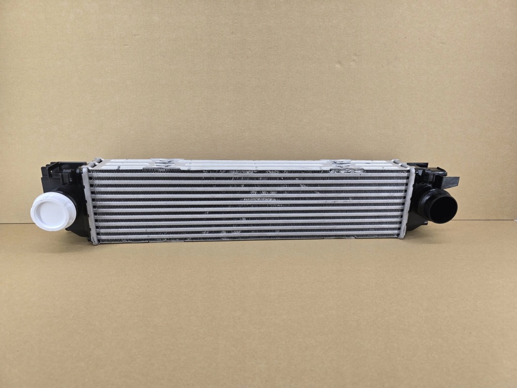 фото №1, Интеркулер volvo xc40 17- d4 31439780 / 80mm