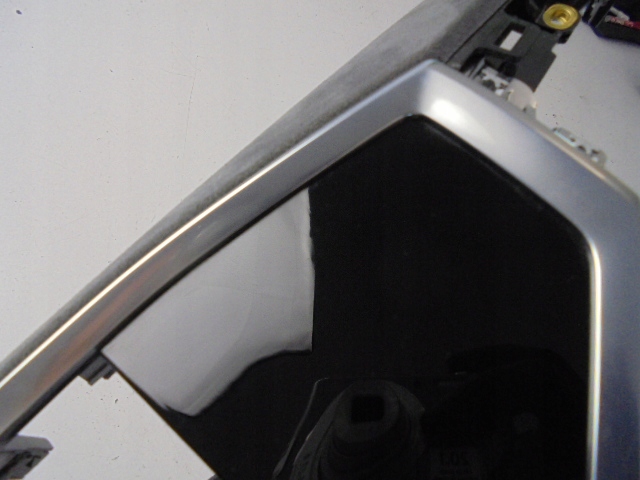 фото №6, Накладки декоры приборная панель audi q3 ii 83a s-line 22r