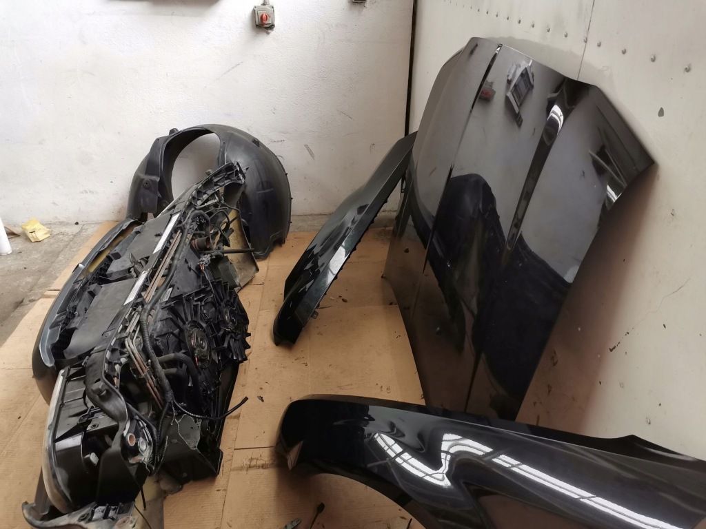 фото №4, Chrysler 300c перед бампер крыло капот лампа eu