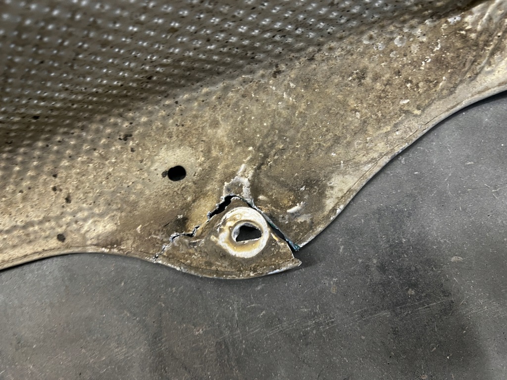 фото №4, Лист защита тепловая выхлоп citroen c4 grand picasso ii 1.6 thp