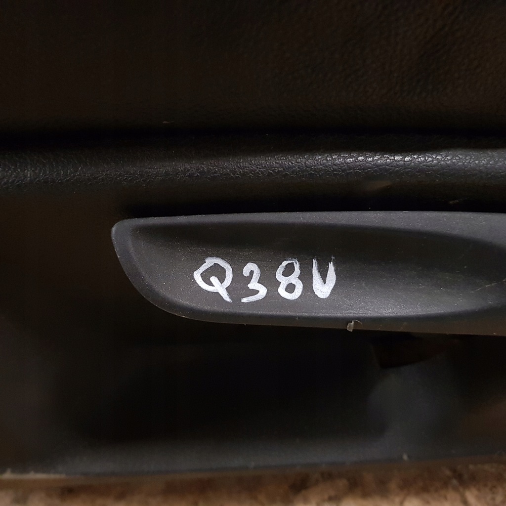 фото №11, Сиденья правый левый заднее сиденье задняя кожа audi q3 8u