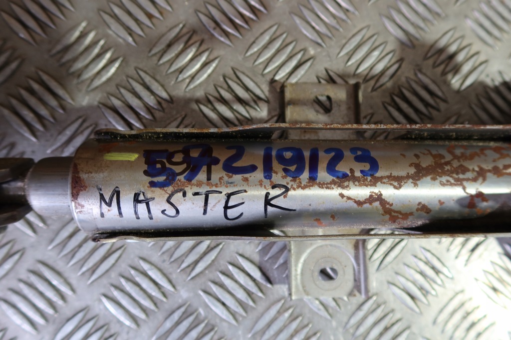 фото №9, Колонка рулевая master iii 480800001r