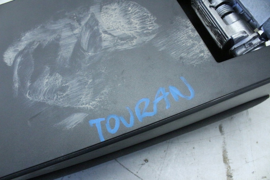 Подлокотник vw touran i Цена