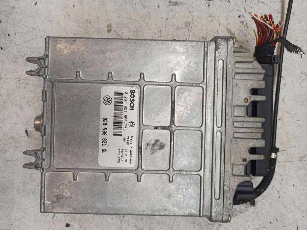 фото №1, Passat b5 1.9tdi 97r блок керування двигуна 028906021gl