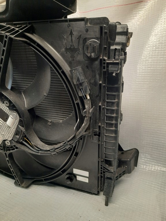 фото №9, Радіатор комплект радіатор maserati ghibli 2013- бензин демонтаж