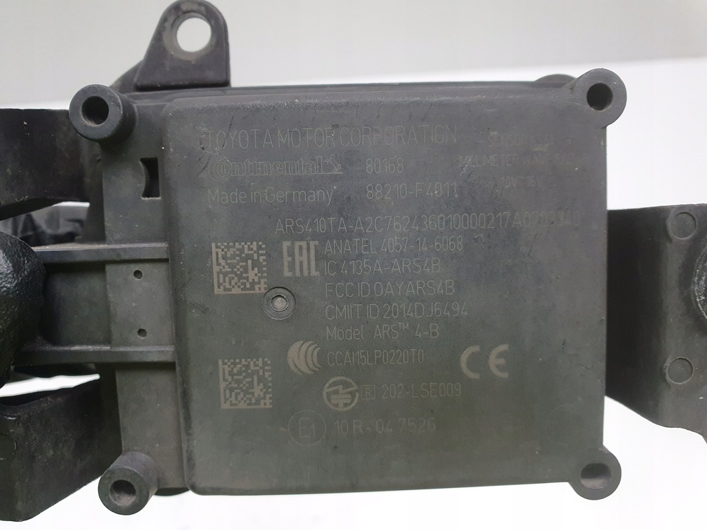 фото №4, Toyota c-hr chr радар круиз-контроль датчик distronic 88210-f4011