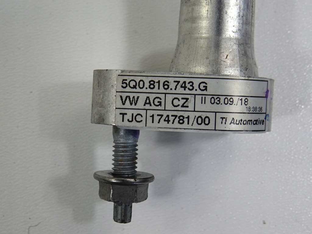фото №8, Vw t-roc 1.0 tsi шланг кондиционера 5q0816743g