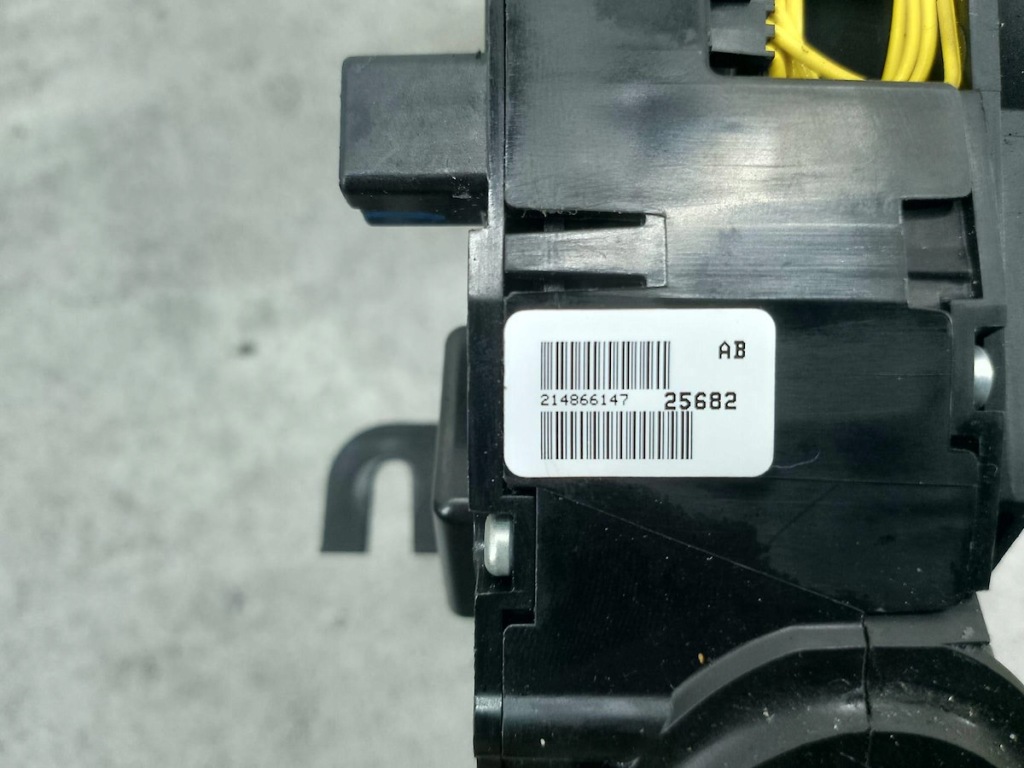 Переключатель комбинированный dodge caliber 56046217ag 214865-389 214866147 1.8 с Разборки