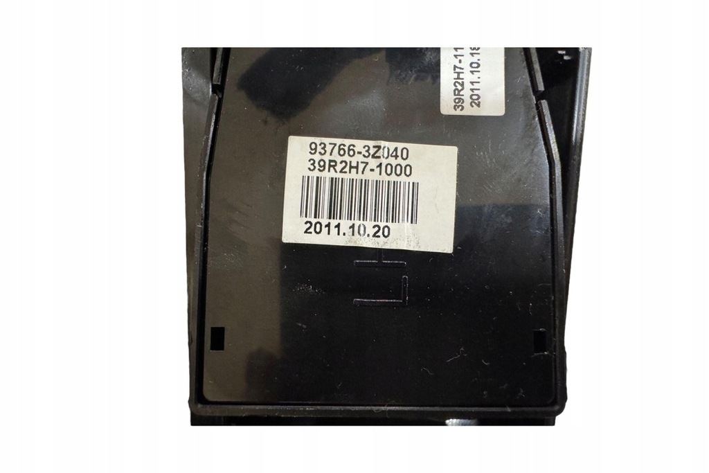 фото №8, Консоль панель приладів hyundai i40 cw vf 846033z040 1.7l дизель 100kw 2012