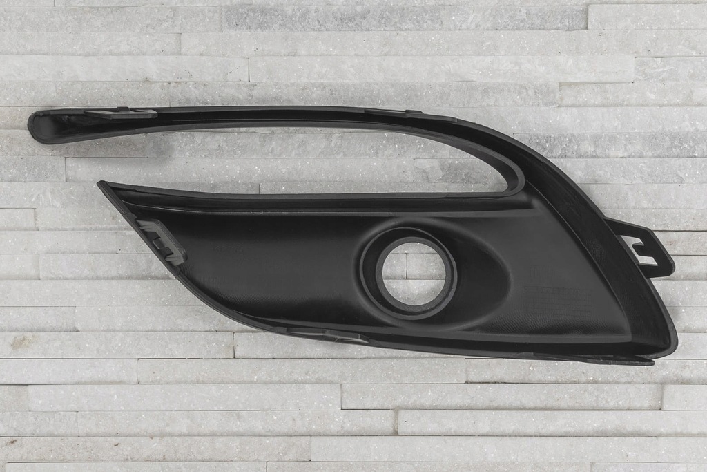 фото №8, Mazda 3 iii bn 17-19 lift заглушка противотуманной фары правая