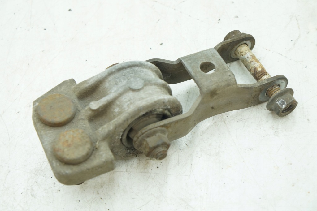 фото №1, Volvo v70 i кронштейн подушка двигуна 9445335