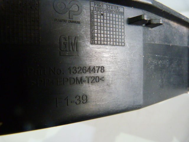 фото №13, Направляющая бампера перед 13264478 opel astra j