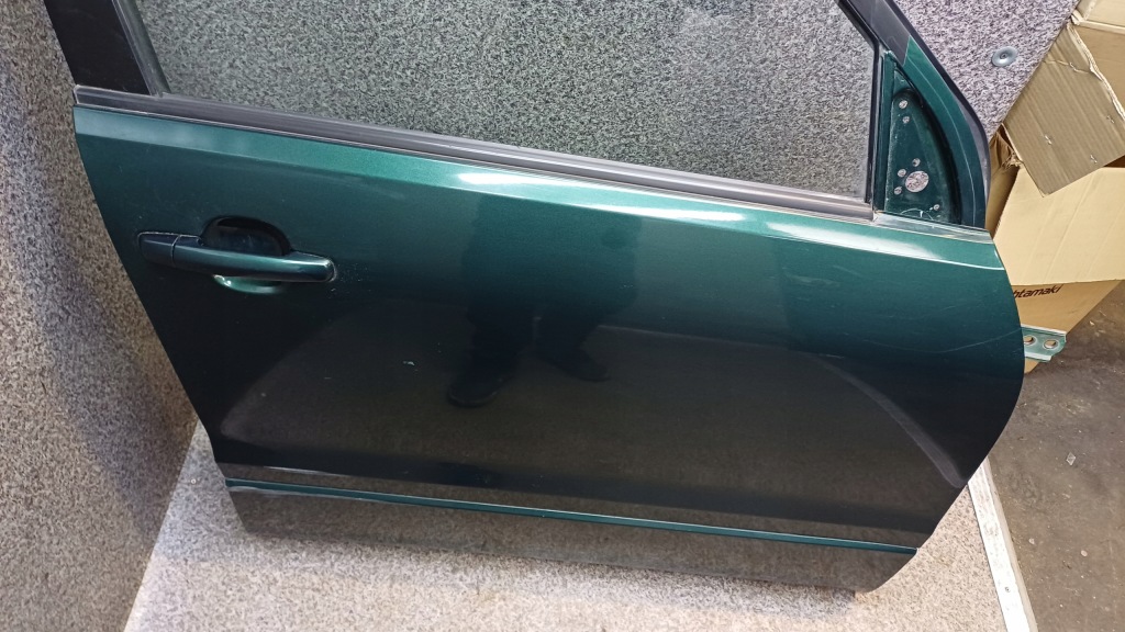 фото №8, Suzuki grand vitara 2 ii дверь правый перед передние молдинг стекло z2t c07