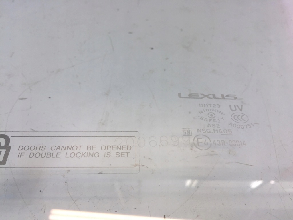 Lexus ux 250h 2020 стекло дверь левый перед Цена