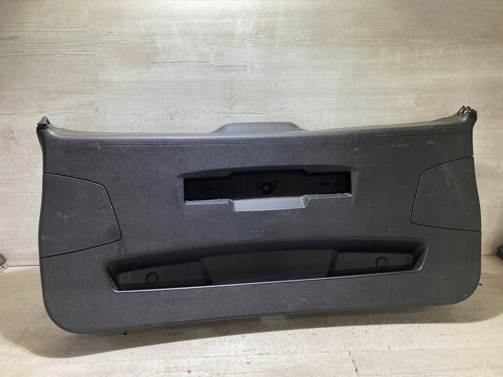 фото №1, Bmw x1 f48 f49 2018 обивка крышки задняя