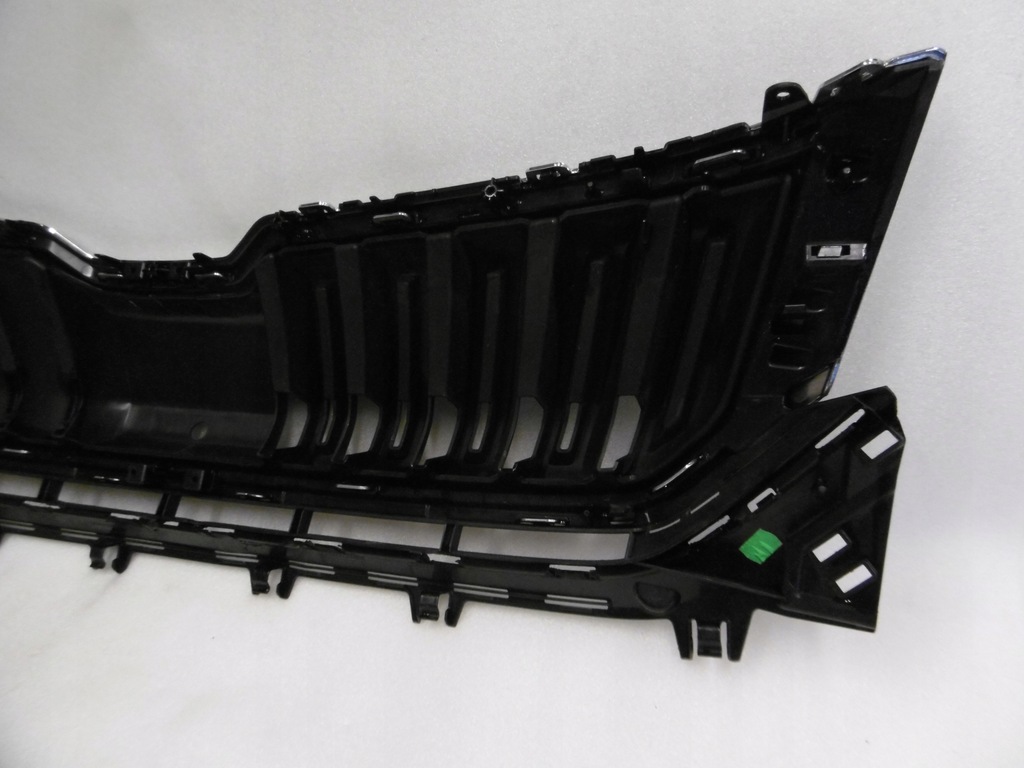 фото №8, Skoda kodiaq 565 - решётка радиатора оригинал