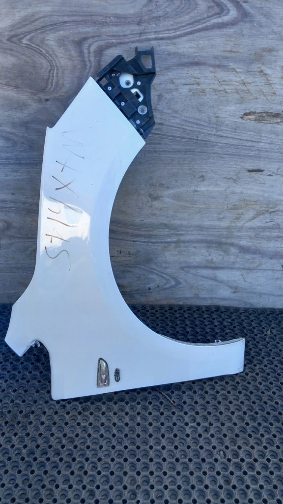 фото №1, Opel astra j крила перед правий z40r