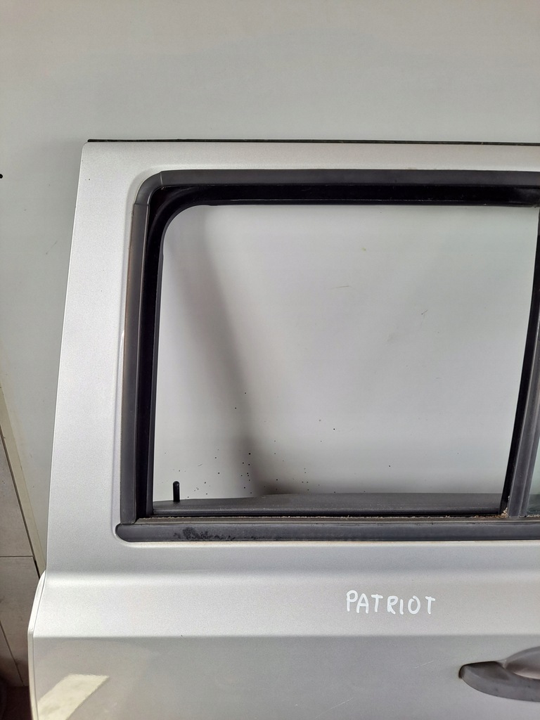 фото №3, Дверь левый задняя задние полный jeep patriot