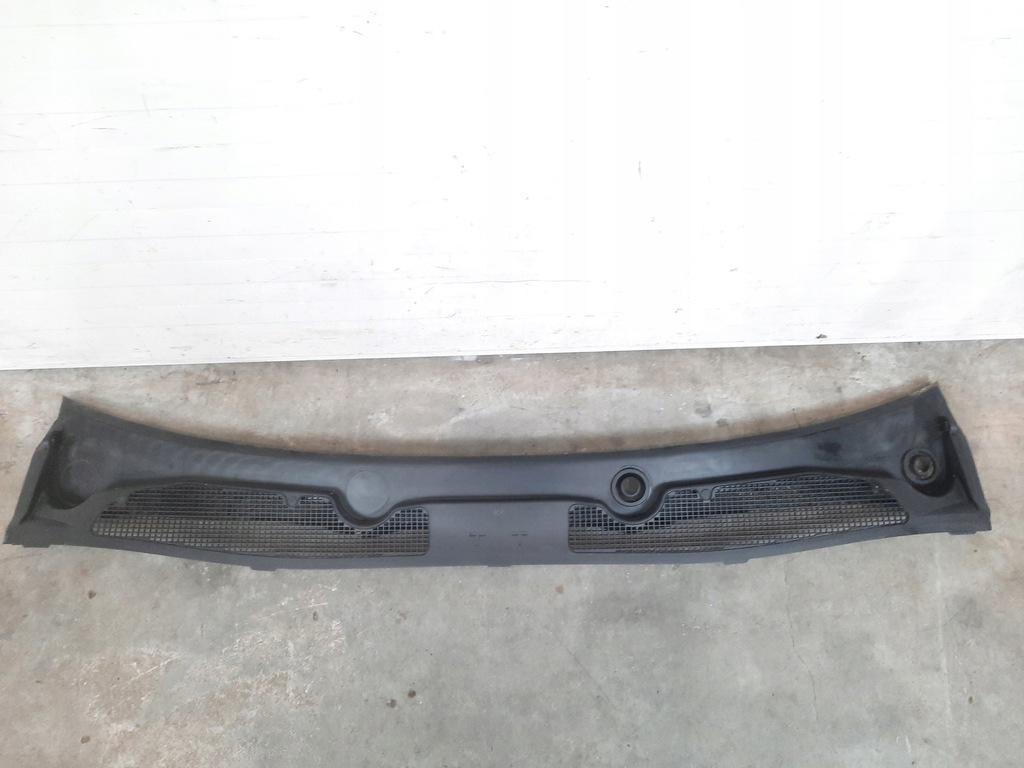 фото №1, Жабо megane iii renault europa 668110003r