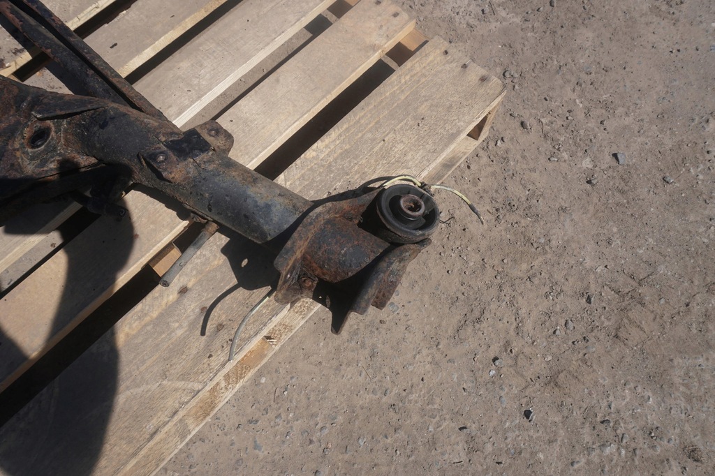 фото №11, Mitsubishi grandis 2003-2011r задняя балка подвеска