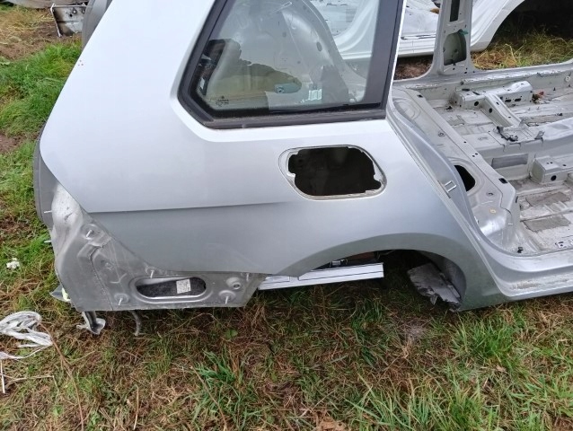 фото №1, Vw golf vii kombi крила чверть правий задня