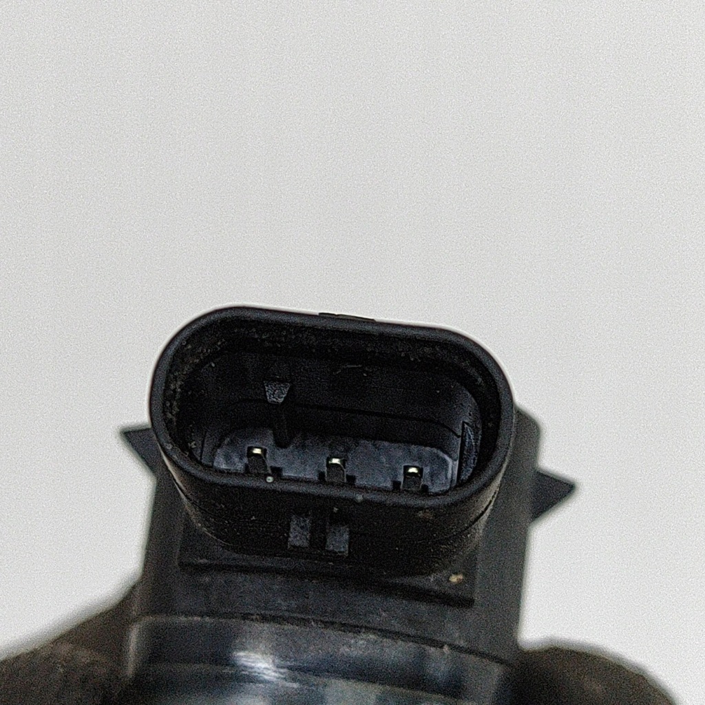 Tesla model 3 2021 с передний датчик парковки pdc Недорого