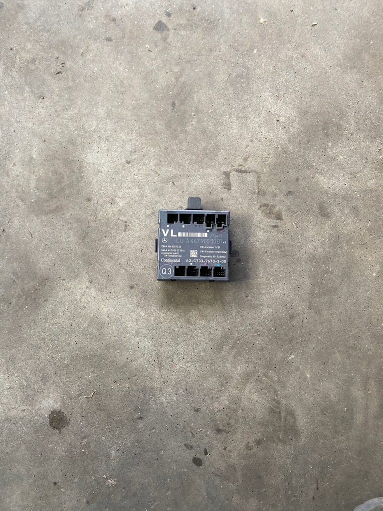 фото №1, Mercedes модуль блок керування двері 4479000001