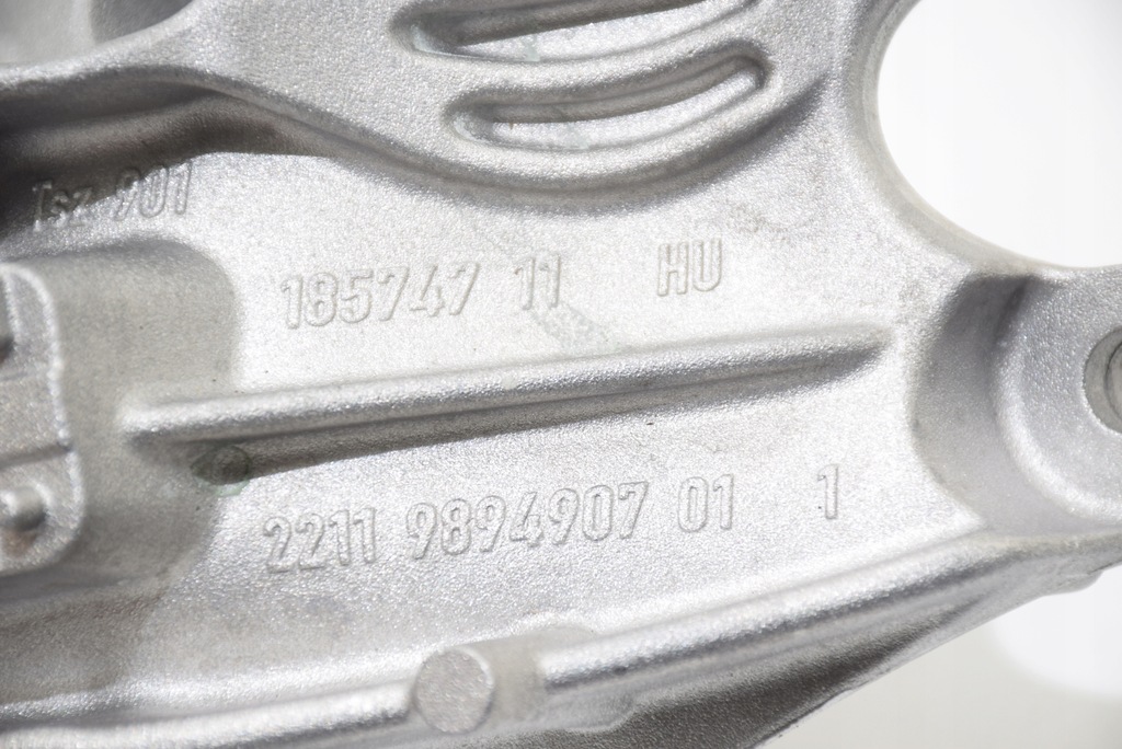 фото №8, Bmw 5 g60 520dx 523dx 530ix b47p b47d20b левая кронштейн опора двигателя xdrive