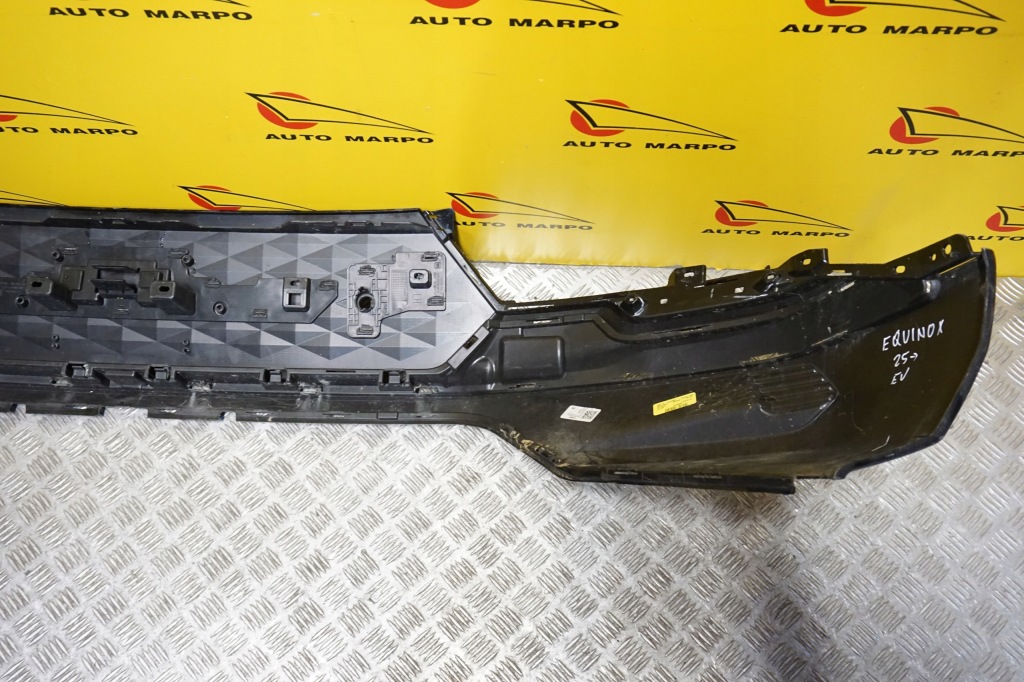 Chevrolet equinox ev 2024 2025 - бампер задній задній америка Оригінал