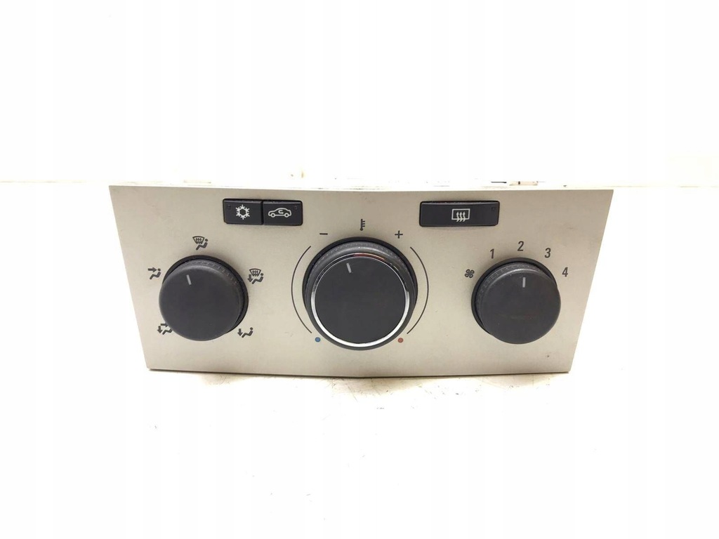 фото №1, Opel astra h 2007 панель кондиционера