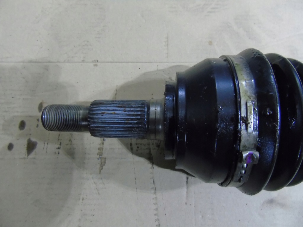 фото №3, Idealna kpl приводной вал шарнир левый перед cayenne 7l5