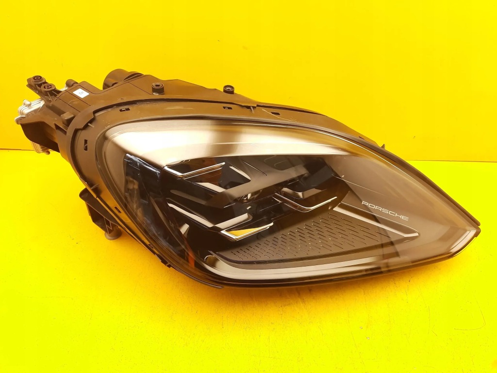 Купити Porsche cayenne 3 рестайлінг  9y0 фара перед правий full led 9y0941582e нова