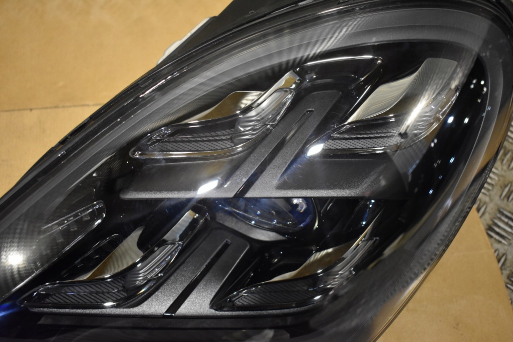 фото №8, Idealne kpl. лампы перед передние + модули porsche panamera 971 matrix 1