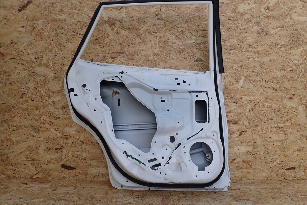 фото №9, Nissan pulsar дверь левая задние левый задняя